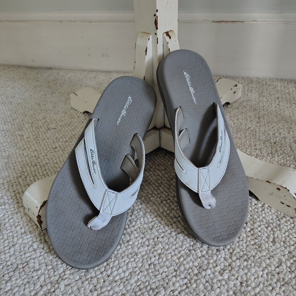 Women's Eddie Bauer Leather Flipflops, Sandals, White, Size 8